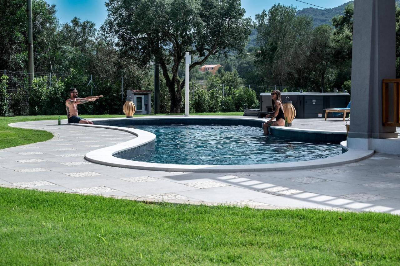 Villa Golden Root Real Estate San Teodoro  Kültér fotó